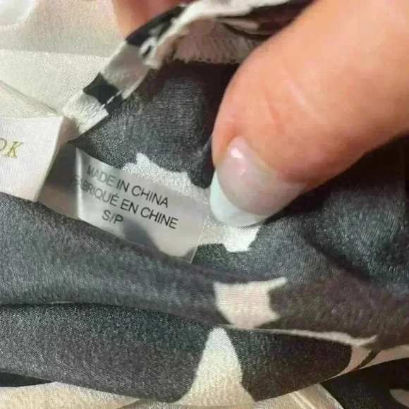 Ramy Brook Ingrid Black White Floral Flutter Sleeve Tiered Mini Dress. - Picture 12 of 14